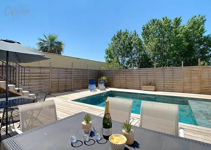Avec Piscine Chauffee Tatil Evi *