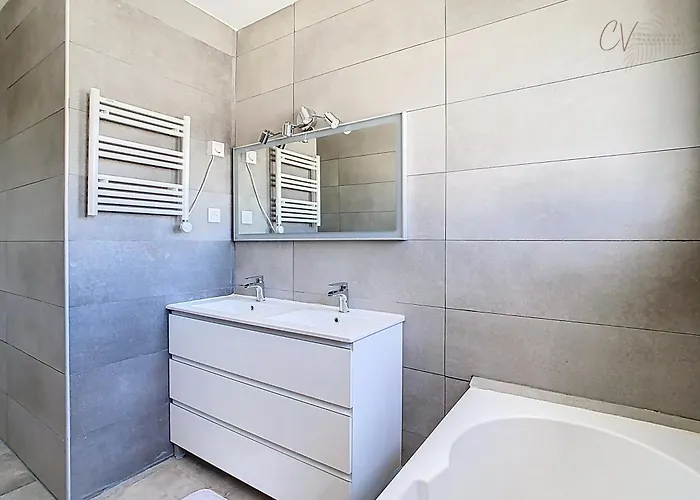 Avec Piscine Chauffee Tatil Evi Portiragnes